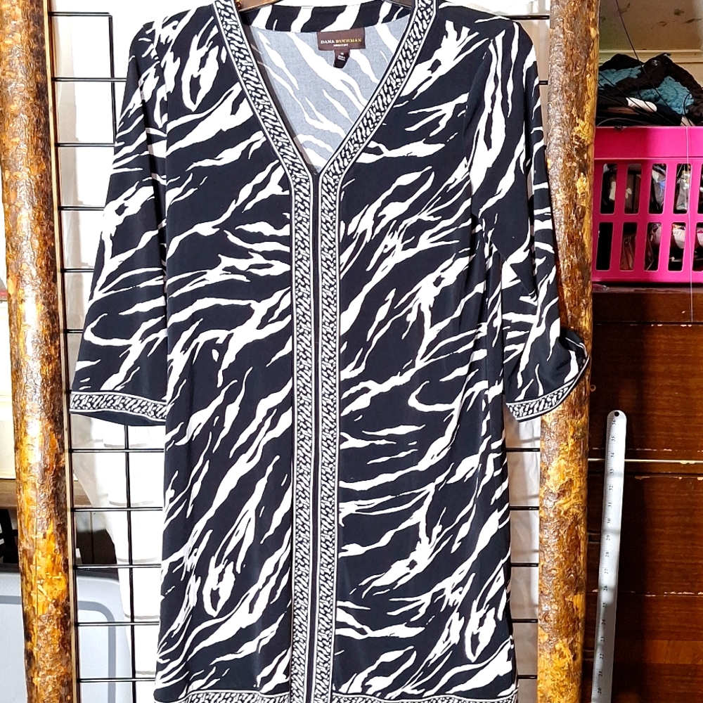Dana Buchman dress size medium